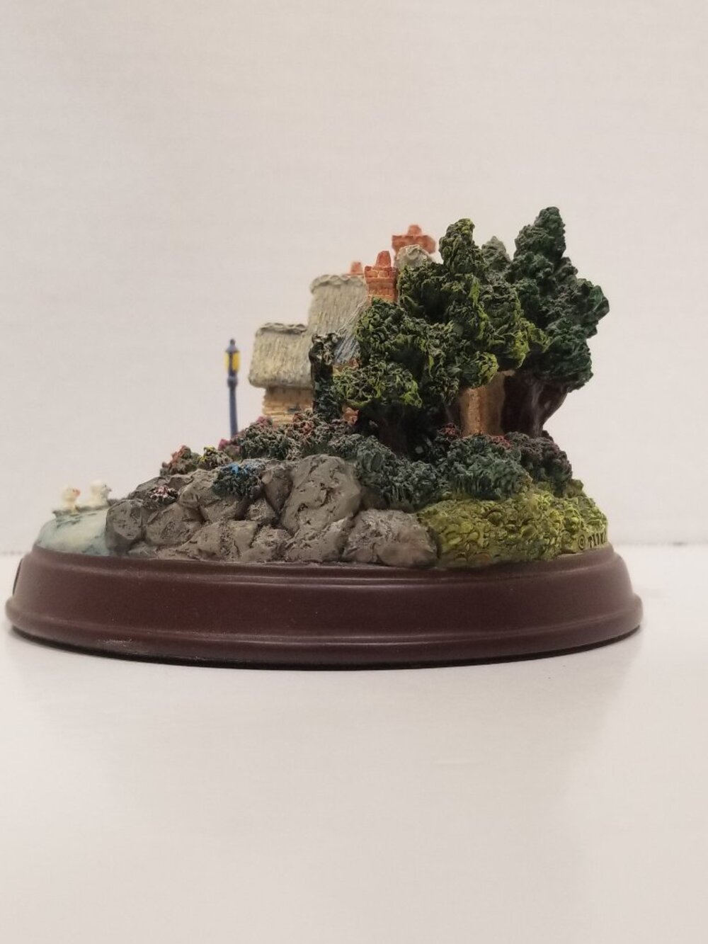 Thomas Kinkade "Everett's Cottage" Illuminated Vignette, EUC - Picture 3 of 14